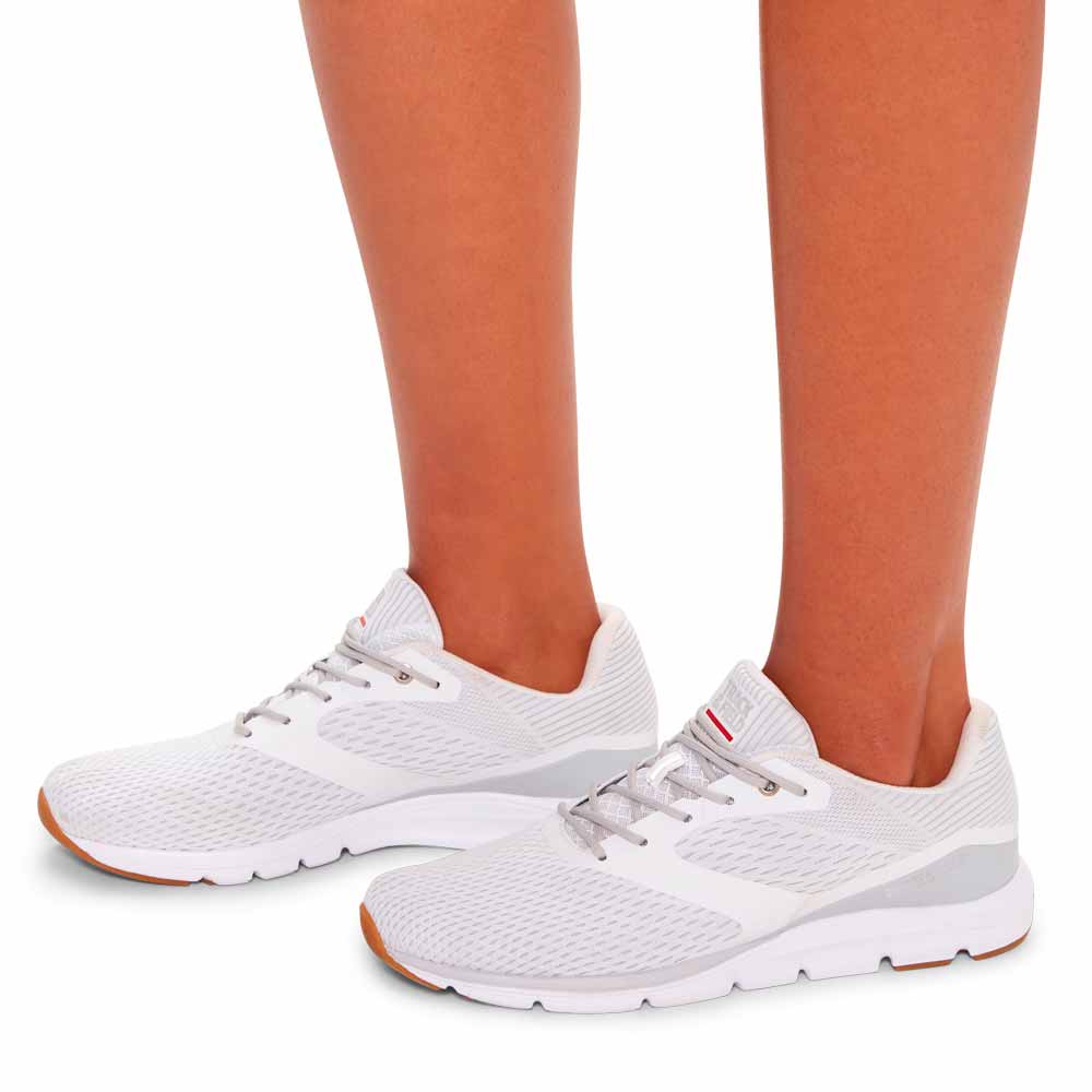 tenis corrida feminino neon