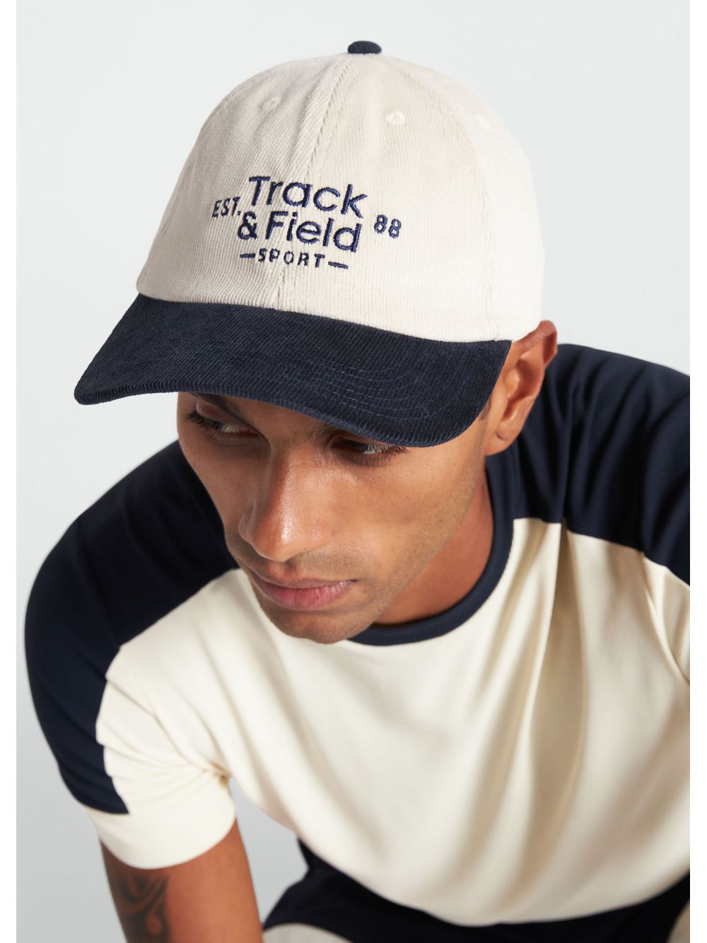 Track&Field — Boné Cotelê