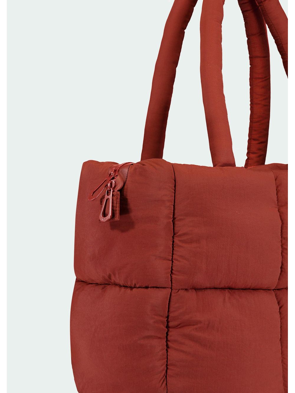 Track&Field — Bolsa Big Matelassê