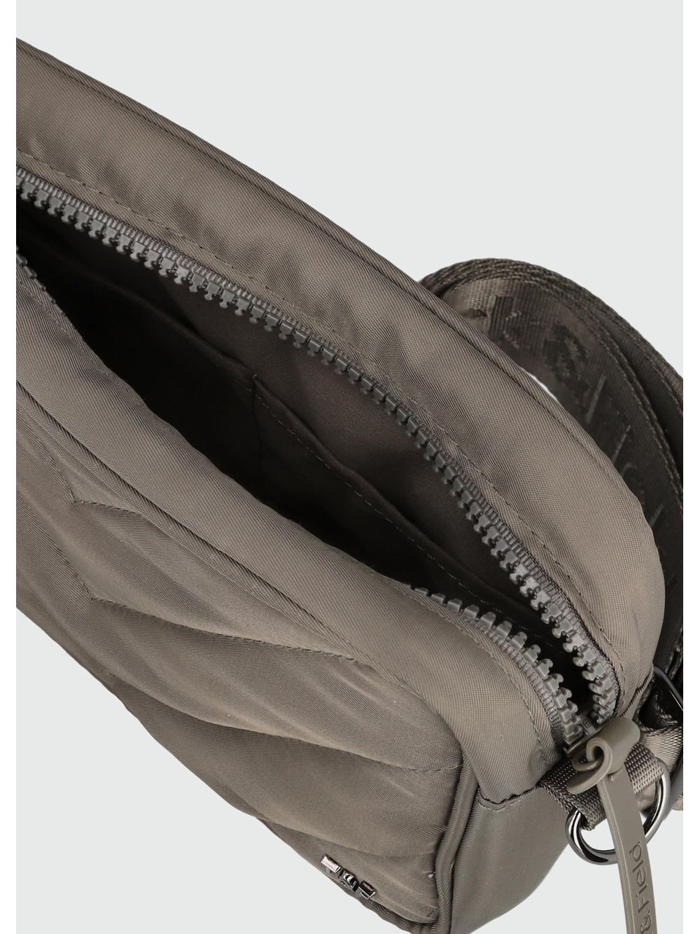 Track&Field — Bolsa Matelassê