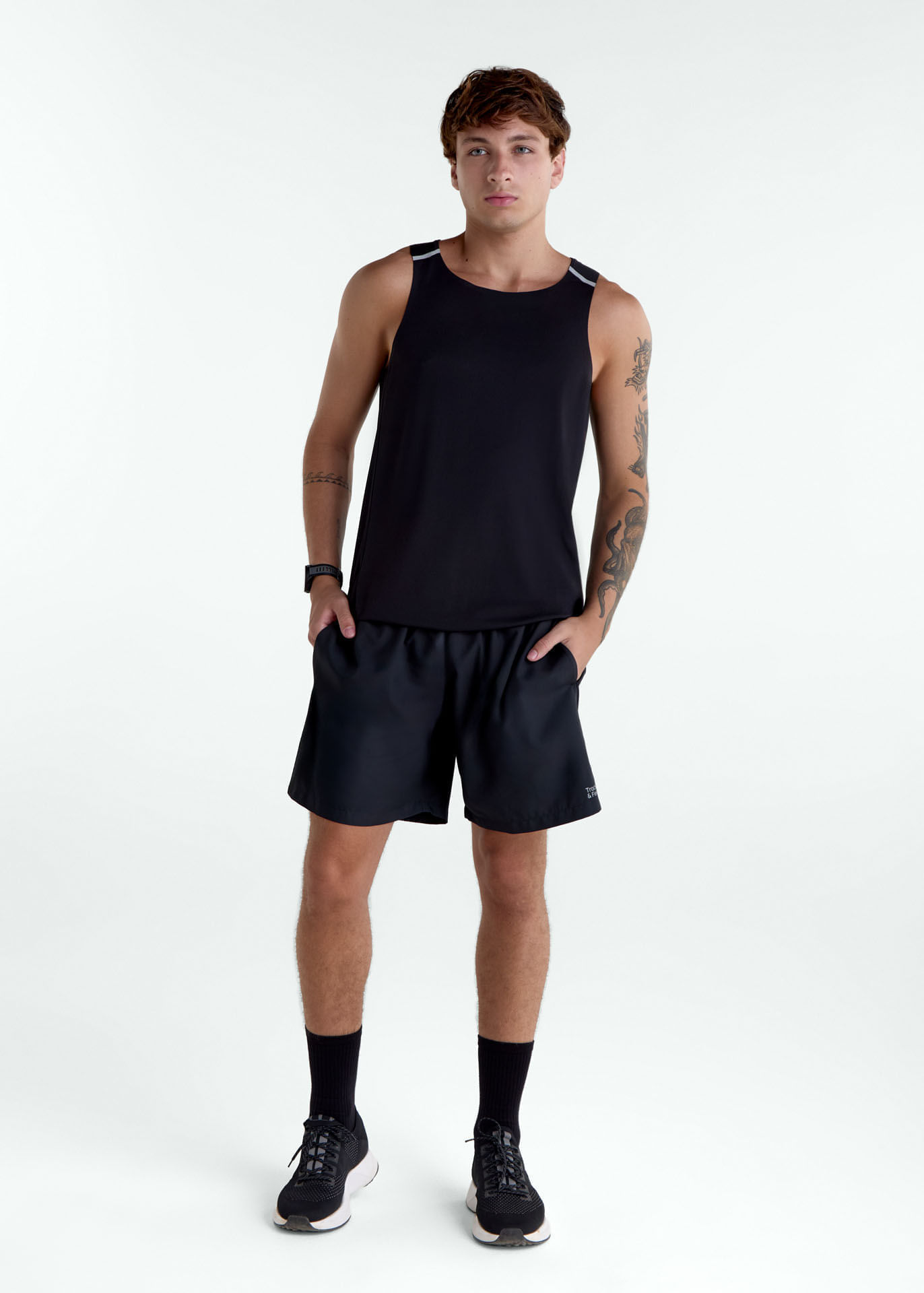 Shorts Masculino Médio Recortes